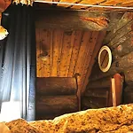 Appartamento Jylhaekelo - A Cozy Loghouse In The Heart Of Lapland