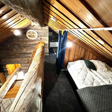 Apartment Jylhaekelo - A Cozy Loghouse In The Heart Of Lapland *