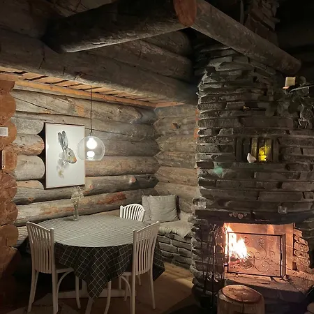 Jylhaekelo - A Cozy Loghouse In The Heart Of Lapland Appartement