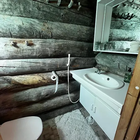 Jylhaekelo - A Cozy Loghouse In The Heart Of Lapland Appartamento