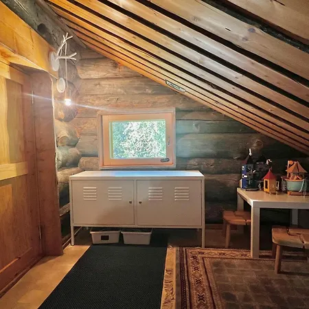 Jylhaekelo - A Cozy Loghouse In The Heart Of Lapland